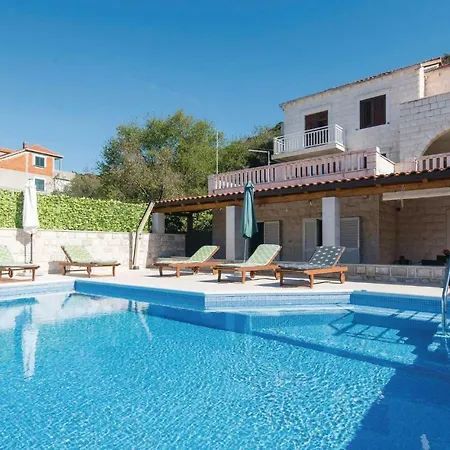 Amazing Apartment In Luka Dubrava With Wifi * Luka (Dalmatia)